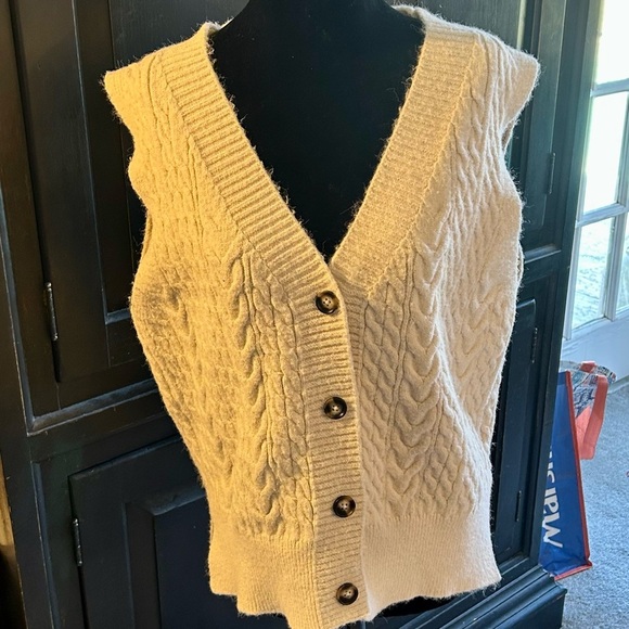 Anthropologie Cream Button-Up Knit Vest - Picture 4 of 8
